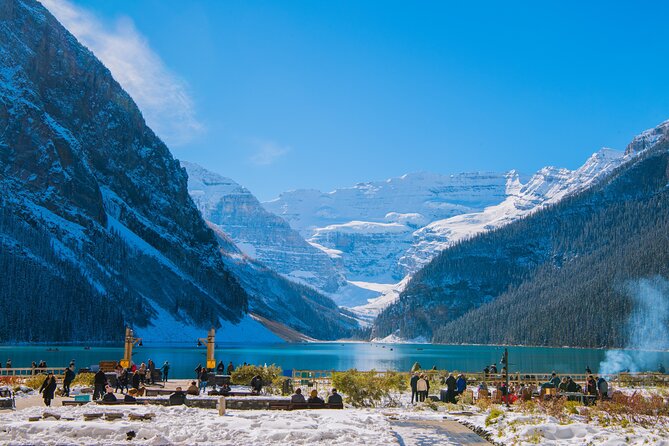 Shuttle Service between Banff, Moraine Lake and Lake Louise